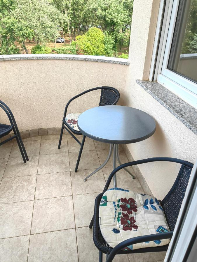 Sea View Apartment & Studio Apartment Bruno Umago Exterior foto