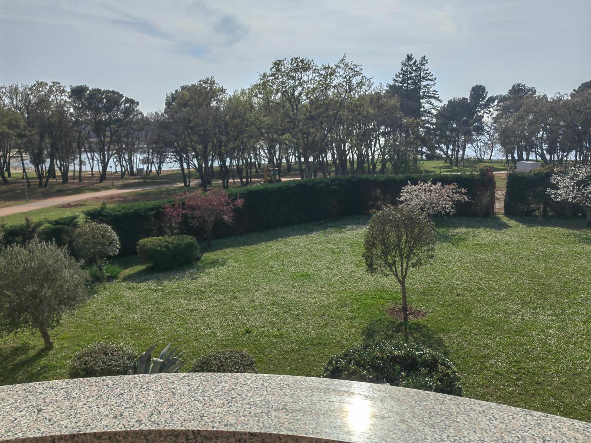 Sea View Apartment & Studio Apartment Bruno Umago Exterior foto