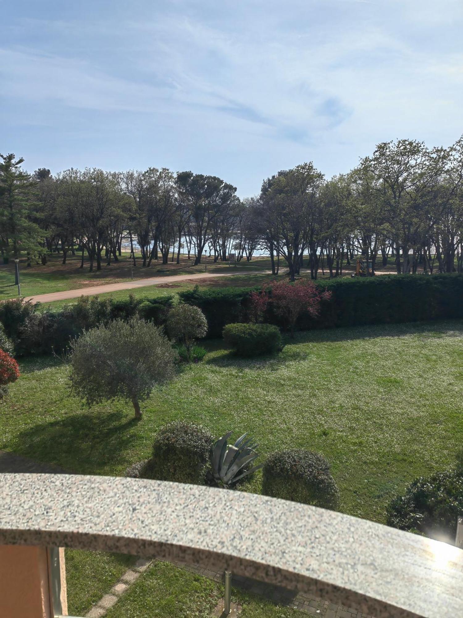 Sea View Apartment & Studio Apartment Bruno Umago Exterior foto